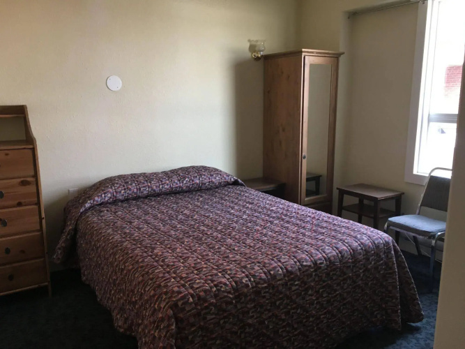 Stettler Hotel