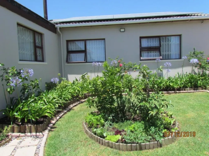 3 Bedrooms Double Cottage
