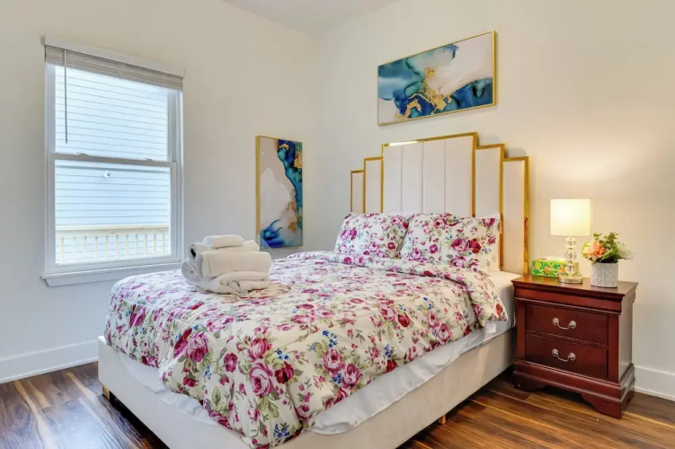 Central Indy Retreat In Walkable Location!
