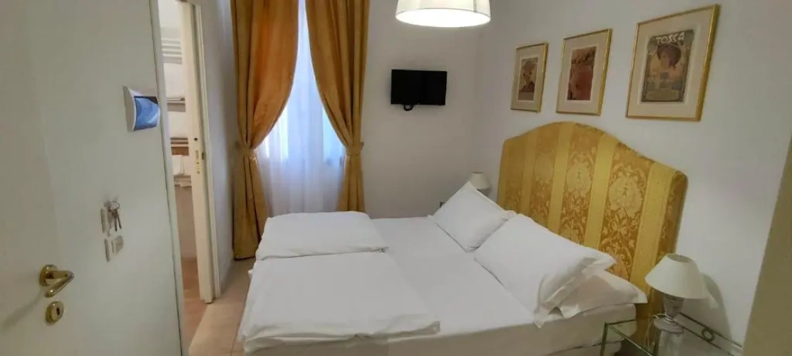 Economy room