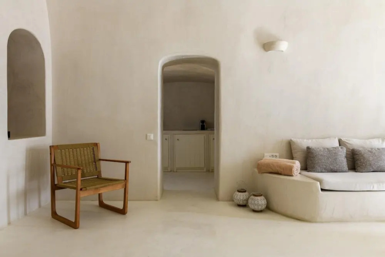 Villa Dawn in Fira Santorini