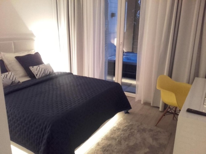 2 Bedrooms Deluxe Twin Apartment