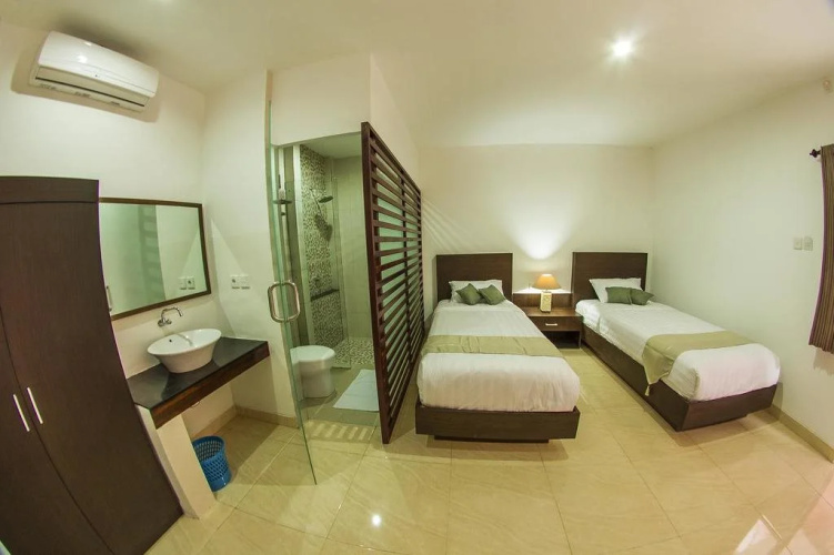 Gatsby Hotel and Hostel