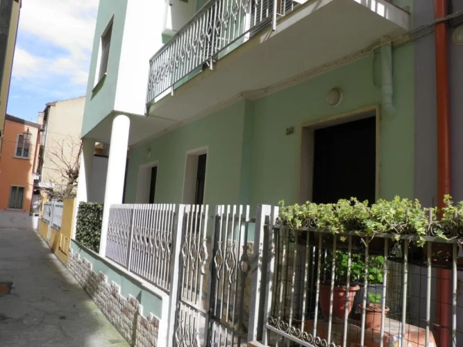 1 Bedroom Apartment with balcony