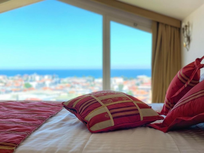 Deluxe Family Suite