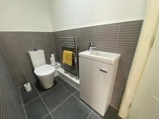 2 Bedrooms Cottage