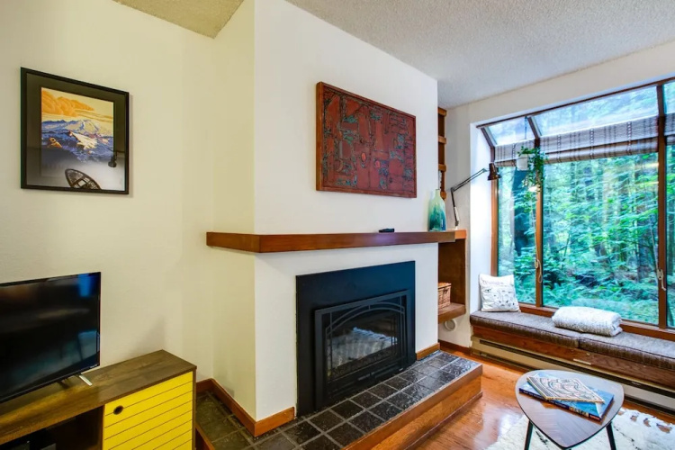 Snowater Condo 18 - Peace and Tranquility Available Here