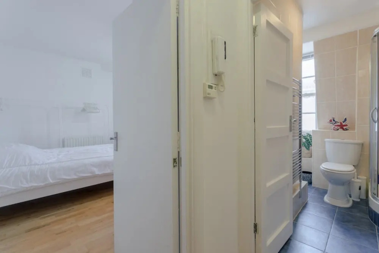 Stylish Studio in Westminster