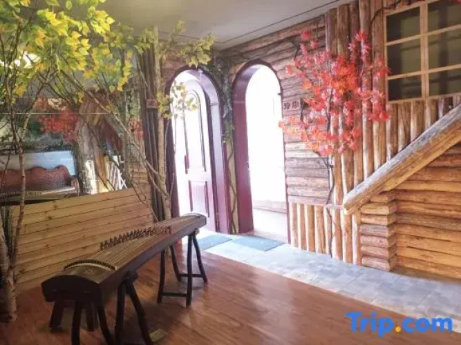 JuHui Art Sea View B&B