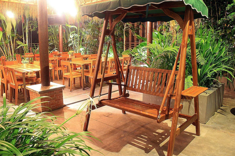 ZEN Premium Setrawangi Raya
