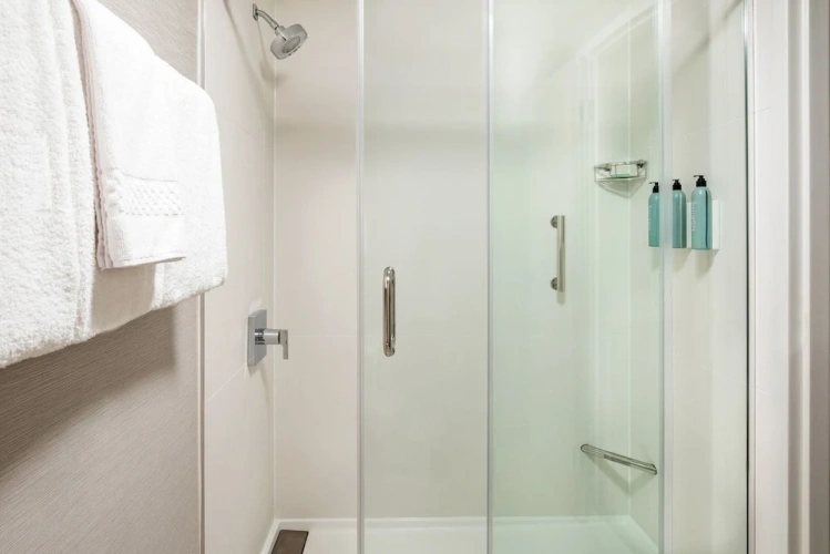 1 Bedroom Suite
