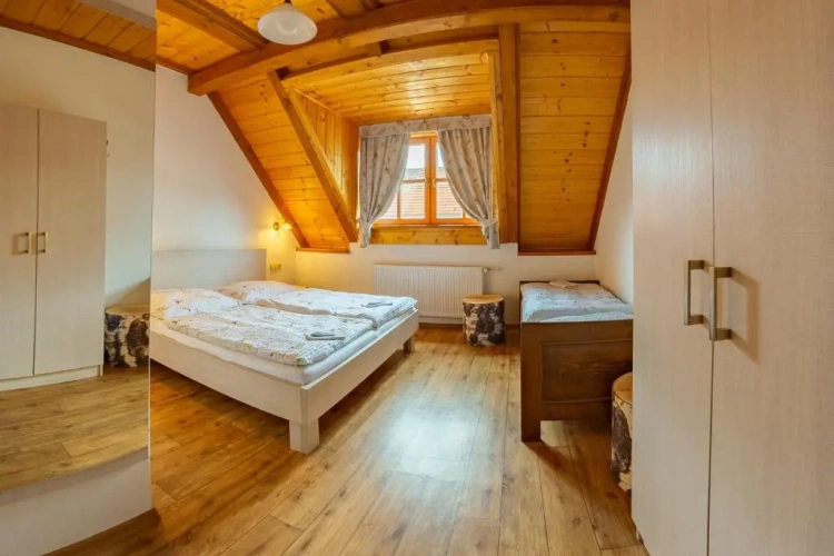 Classic Triple room