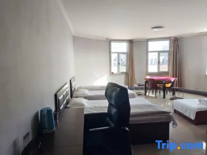Standard Double room with street view