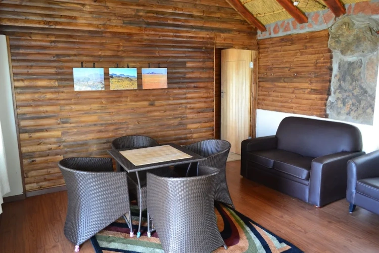2 Bedrooms Family Bungalow with mountain view
