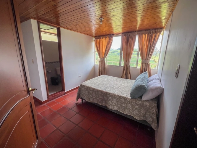 Deluxe Quadruple room with mountain view
