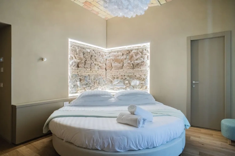 Deluxe room with city view