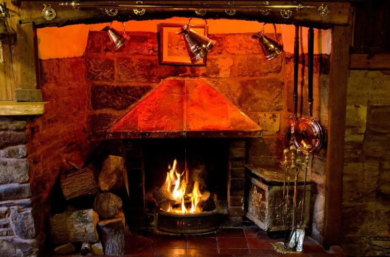 Halfway House Inn
