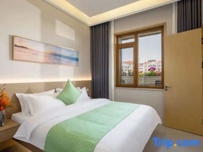 Suite with balcony