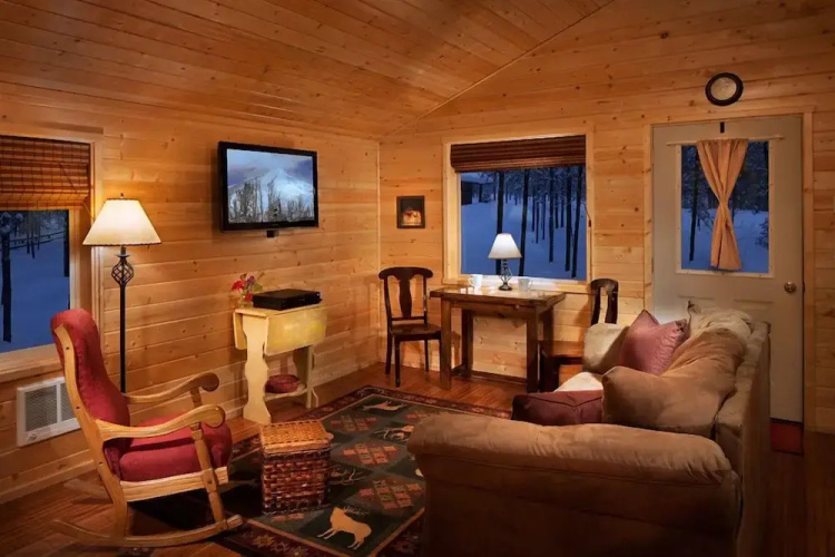 The Reclusive Moose Cabins