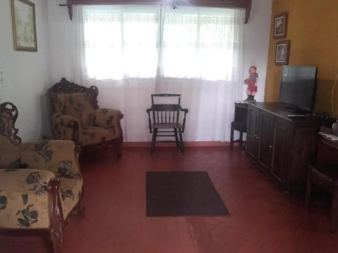 2 Bedrooms Cottage