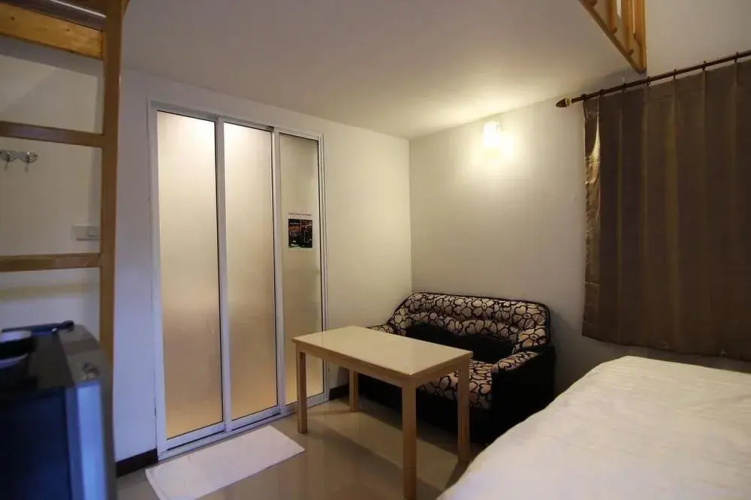 Rojanavee Resort