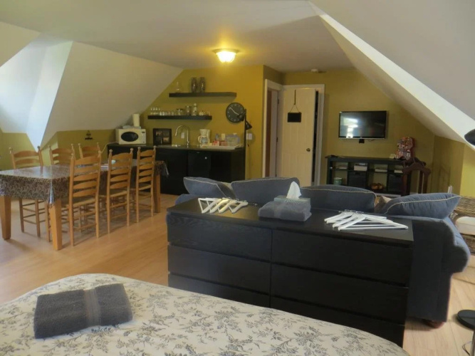 R&F Alpacas Bed & Breakfast