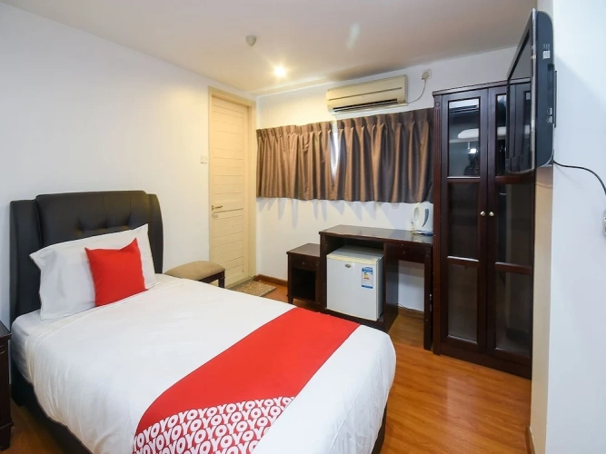 Deluxe Single room