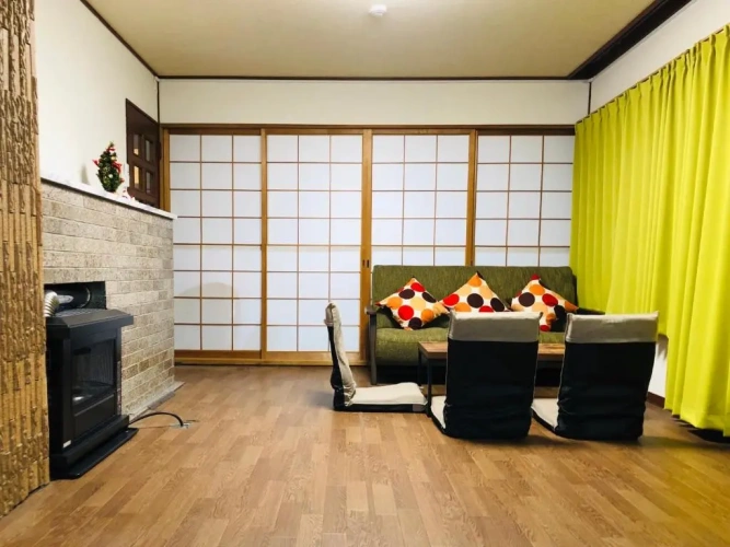 3 Bedrooms Cottage