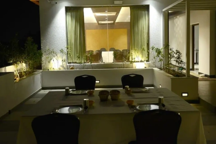 Executive Quadruple Suite