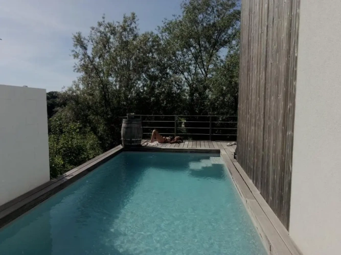 2 Bedrooms Villa