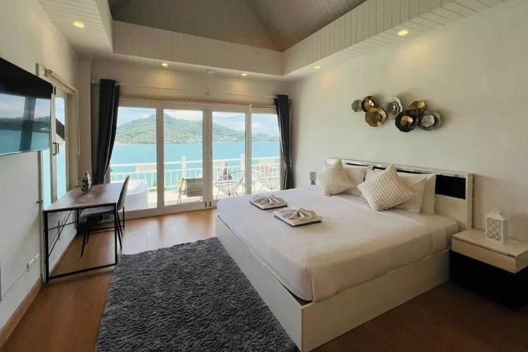 3 Bedrooms Villa