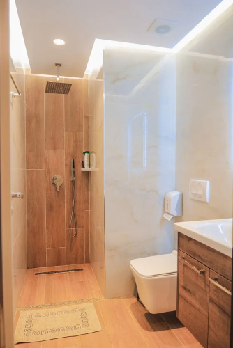 Foris Rooms