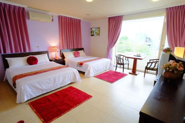 Plum Blossom Inn