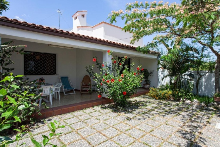 2 Bedrooms Chalet