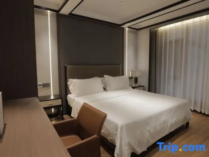 2 Bedrooms Suite