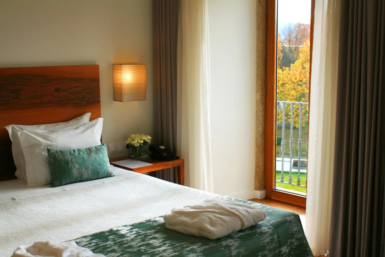 Convento da Serta Hotel