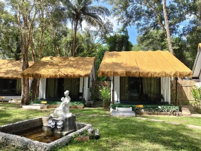 Superior Cottage