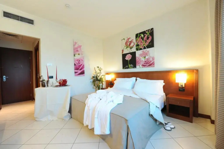 Hotel Parisi