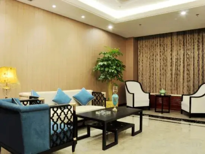 Jinshi Longmuwan Hot Spring Hotel