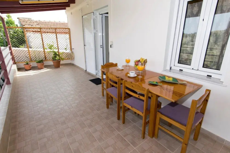 Aoria Traditional House With Stuning Mountain View