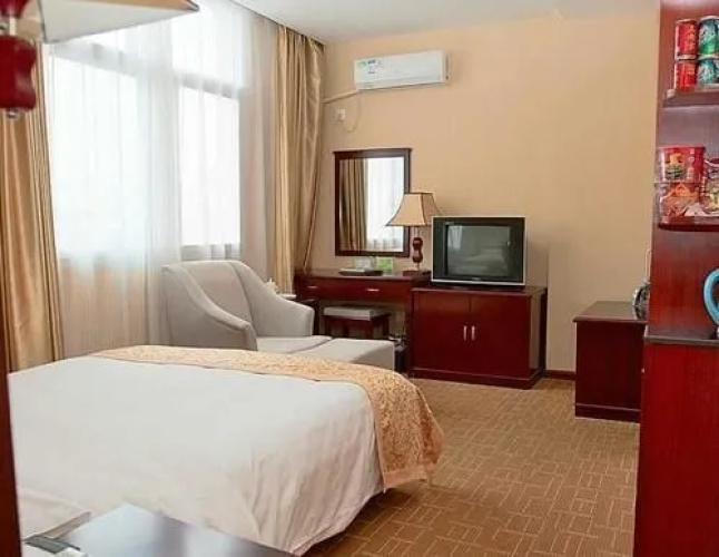 Triumph Power Hotel