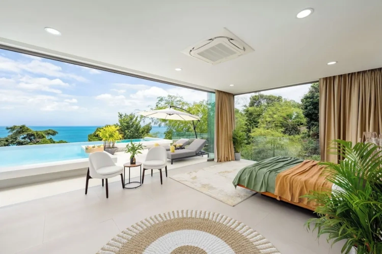 5 Bedrooms Luxury Villa with sea view