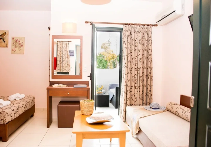 1 Bedroom Apartment with balcony