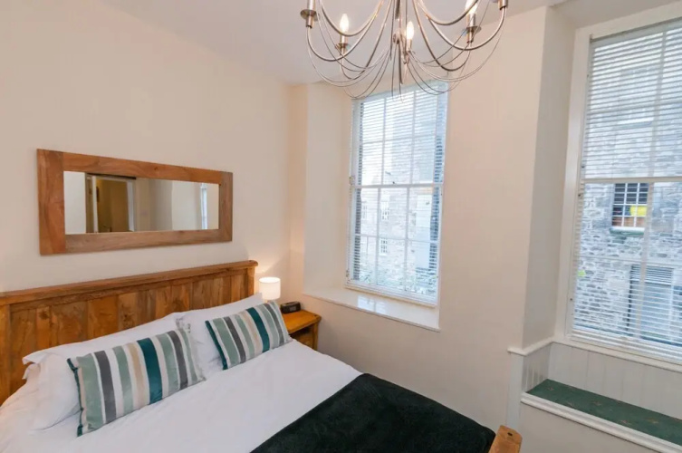 Royal Mile Apartments