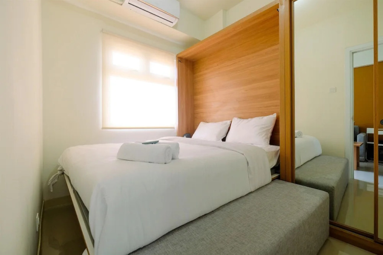 Functional and Artistic 2BR Green Pramuka Apartment