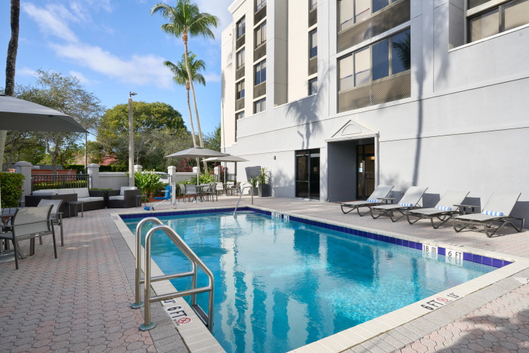 Holiday Inn Express & Suites Kendall East - Miami photo 16