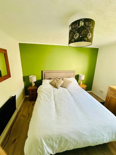 Cumbernauld Apartment With 3 Bedrooms