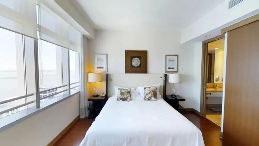 CitiScape - 1 BR Apt at Conrad Hilton