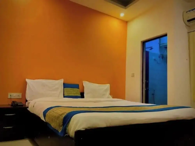 B&B Diamond Star