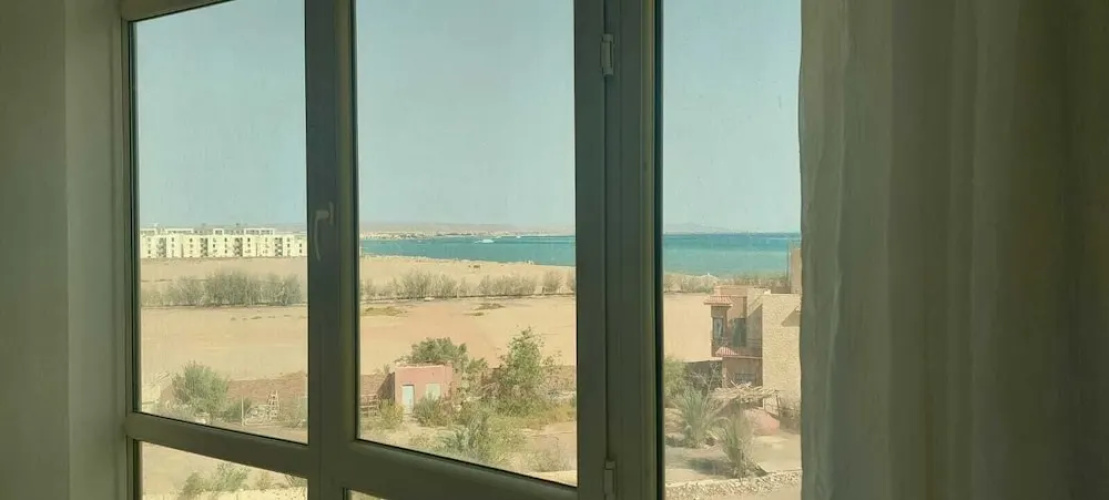 Royal Beach Serviced Apartments